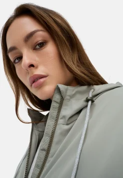 Damen Camel Active Jacken & Westen^Funktionsjacke aus leichtem Softshell und reflektierenden Details