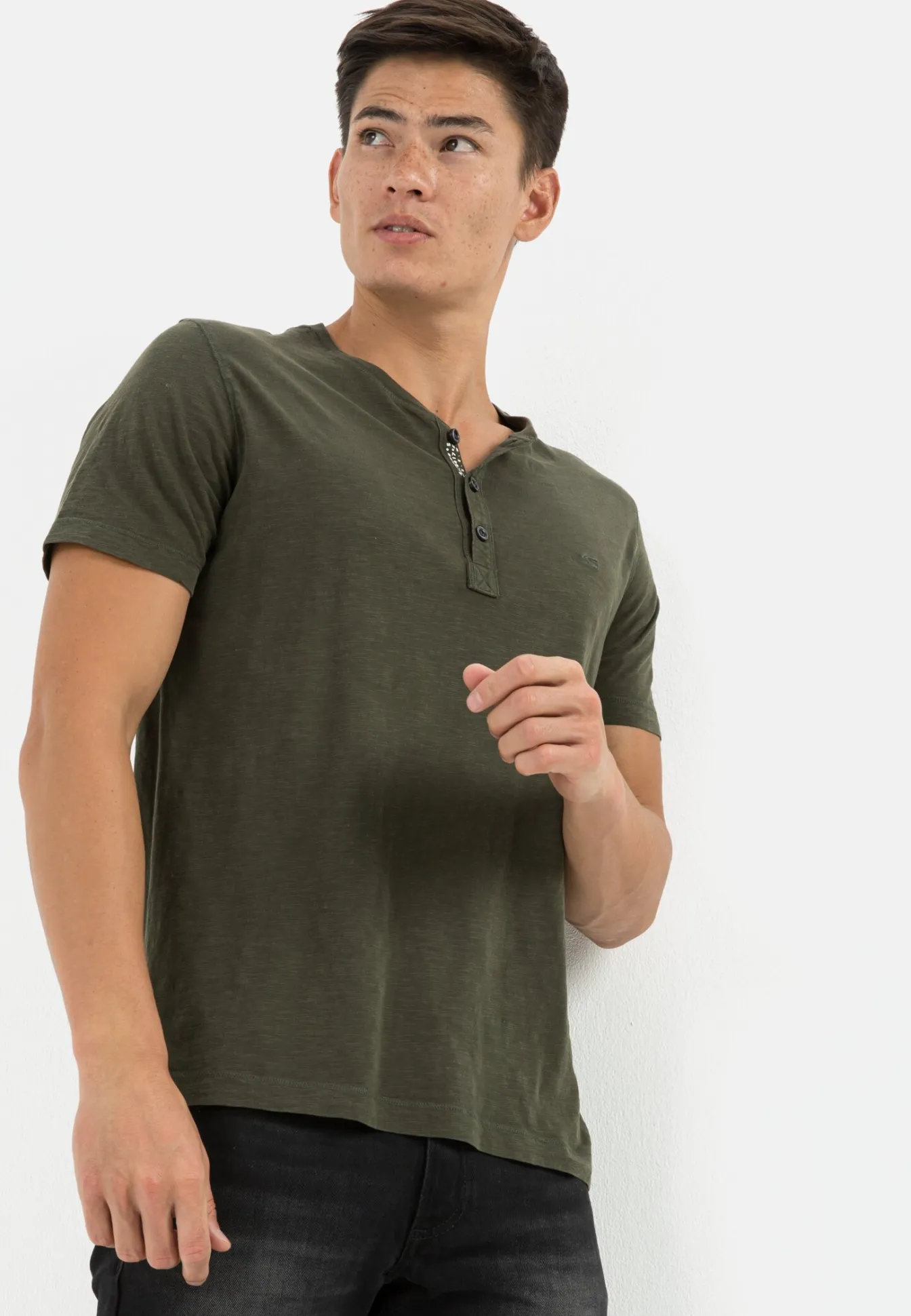 Herren Camel Active T-Shirts & Polos^Henley Shirt mit kurzem Arm aus reiner Baumwolle