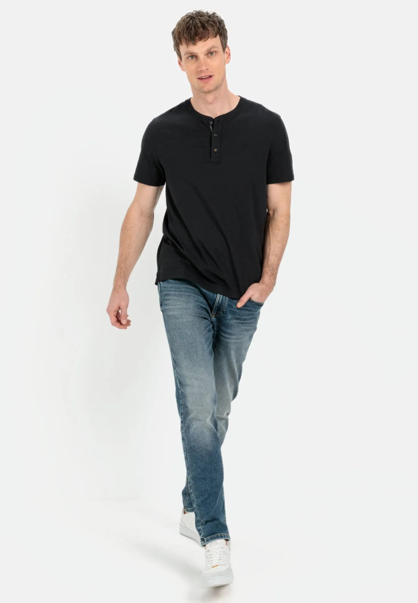 Herren Camel Active T-Shirts & Polos^Kurzarm Henleyshirt aus reiner Baumwolle