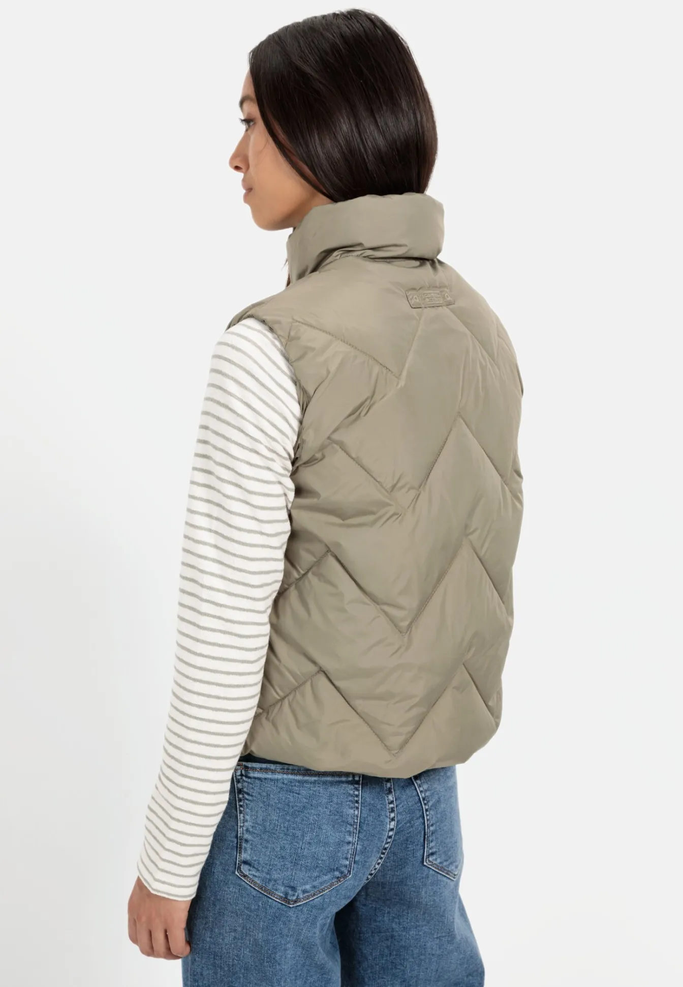 Damen Camel Active Jacken & Westen^Kurze Steppweste aus recyceltem Polyester
