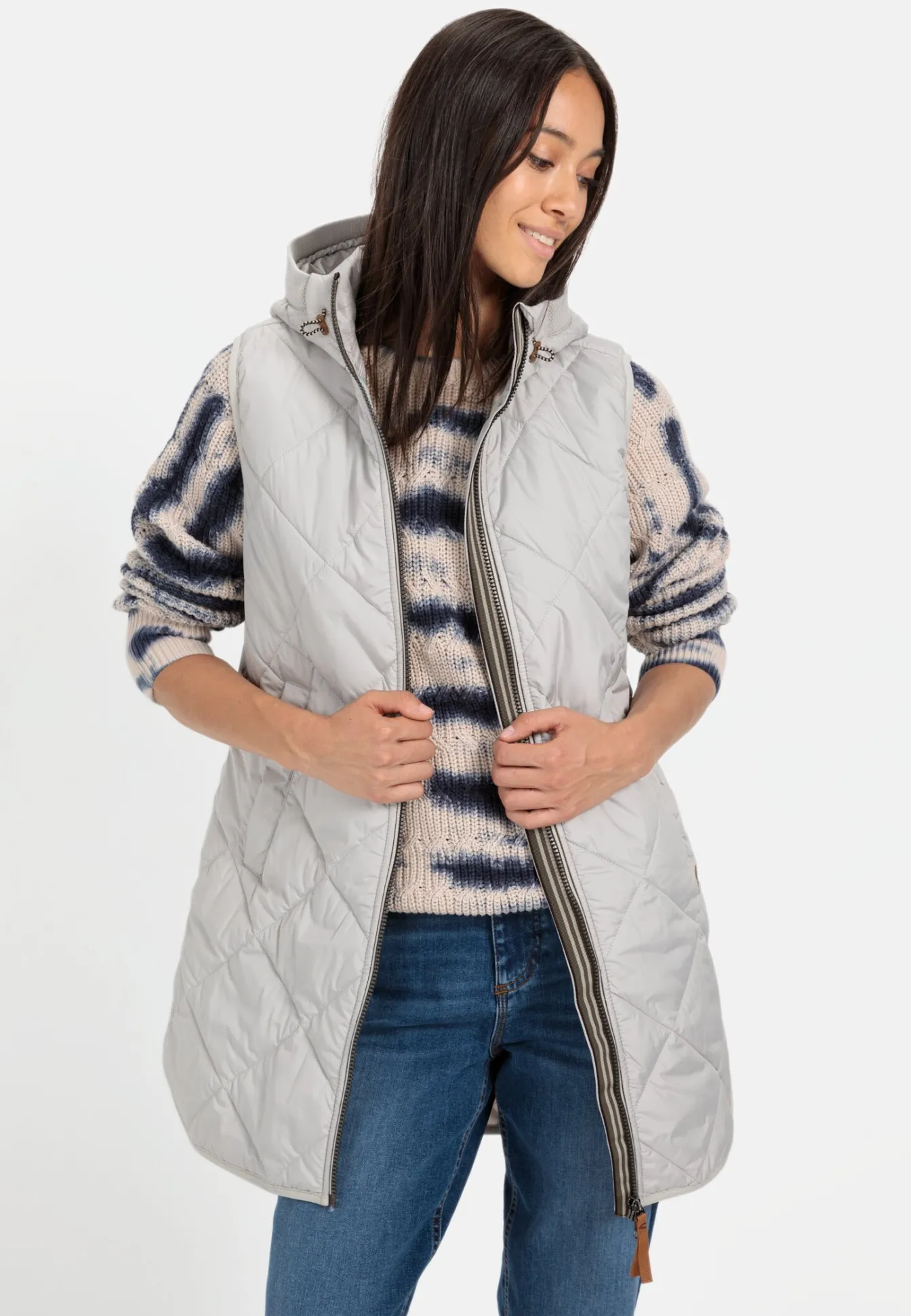 Damen Camel Active Jacken & Westen^Lange Weste mit Kapuze aus recyceltem Polyester