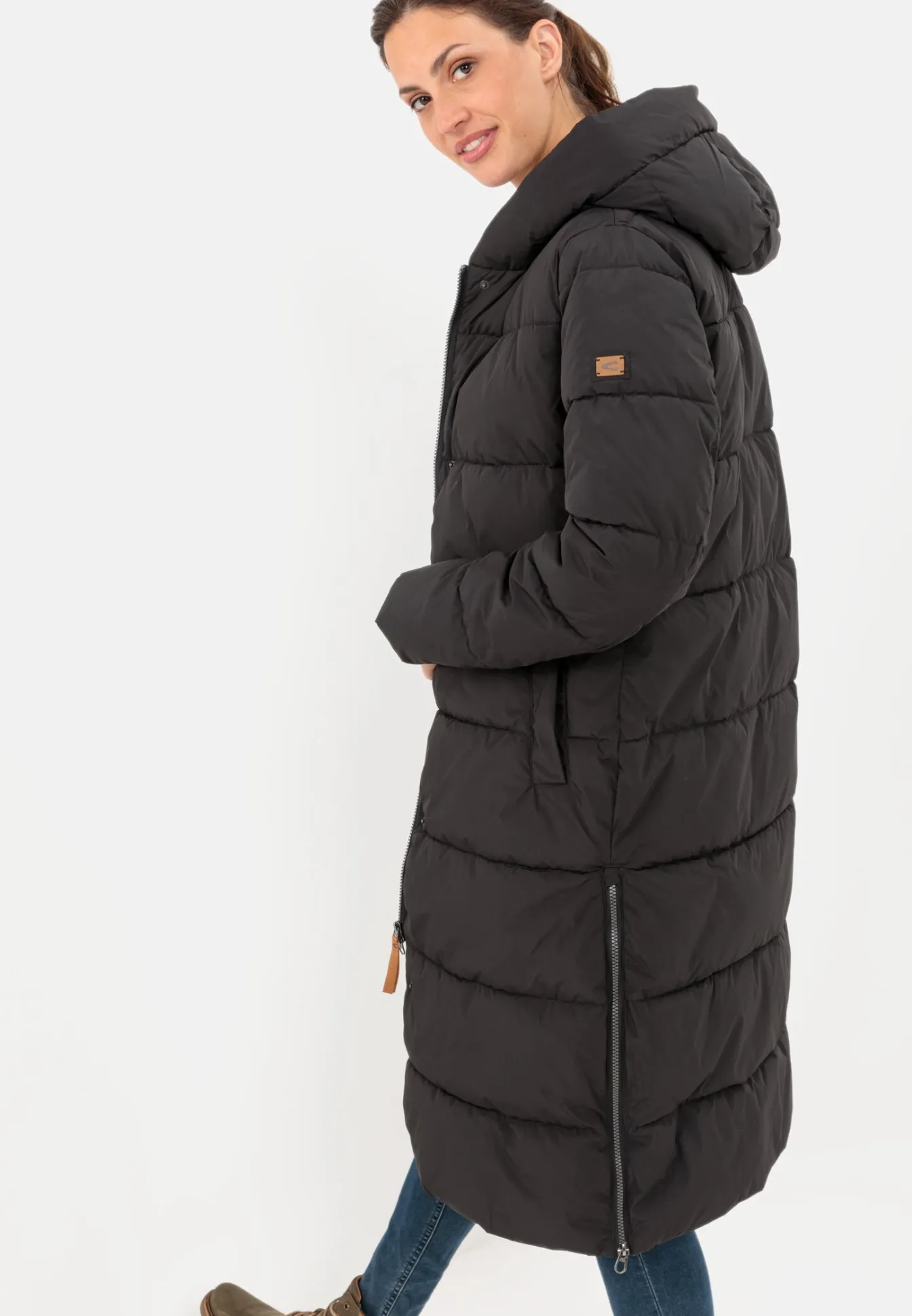 Damen Camel Active Jacken & Westen^Langer Puffermantel aus recyceltem Polyester