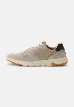 Herren Camel Active Sneaker^Sneaker aus Used Canvas und Spaltleder