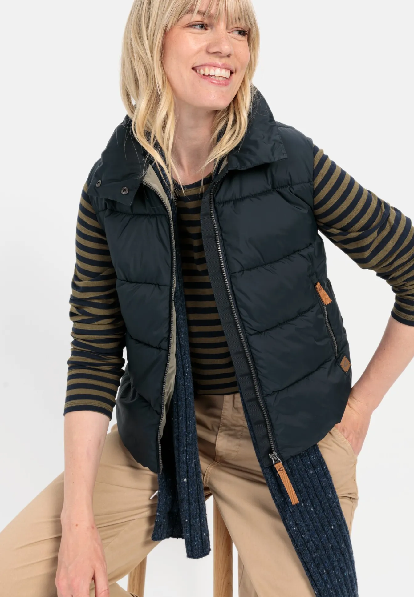 Damen Camel Active Jacken & Westen^Steppweste aus recyceltem Polyester