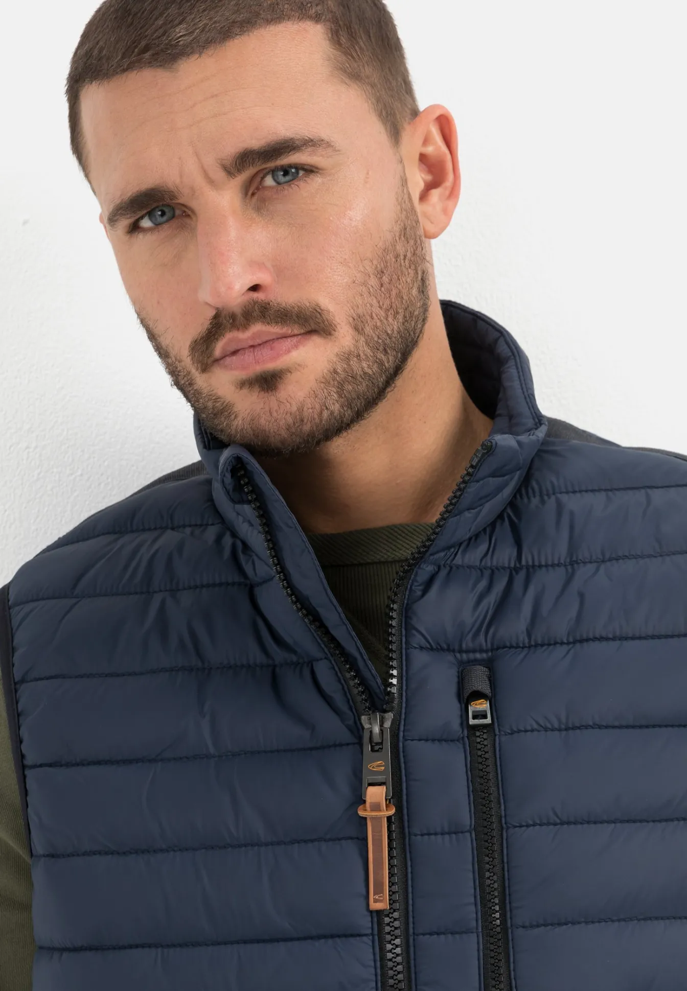 Herren Camel Active Jacken & Westen^Steppweste mit horizontaler Steppung aus recyceltem Polyester