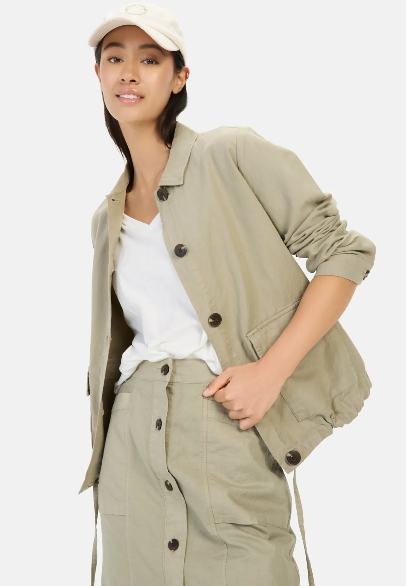 Damen Camel Active T-Shirts & Polos^T-Shirt mit V-Ausschnitt aus reiner Baumwolle
